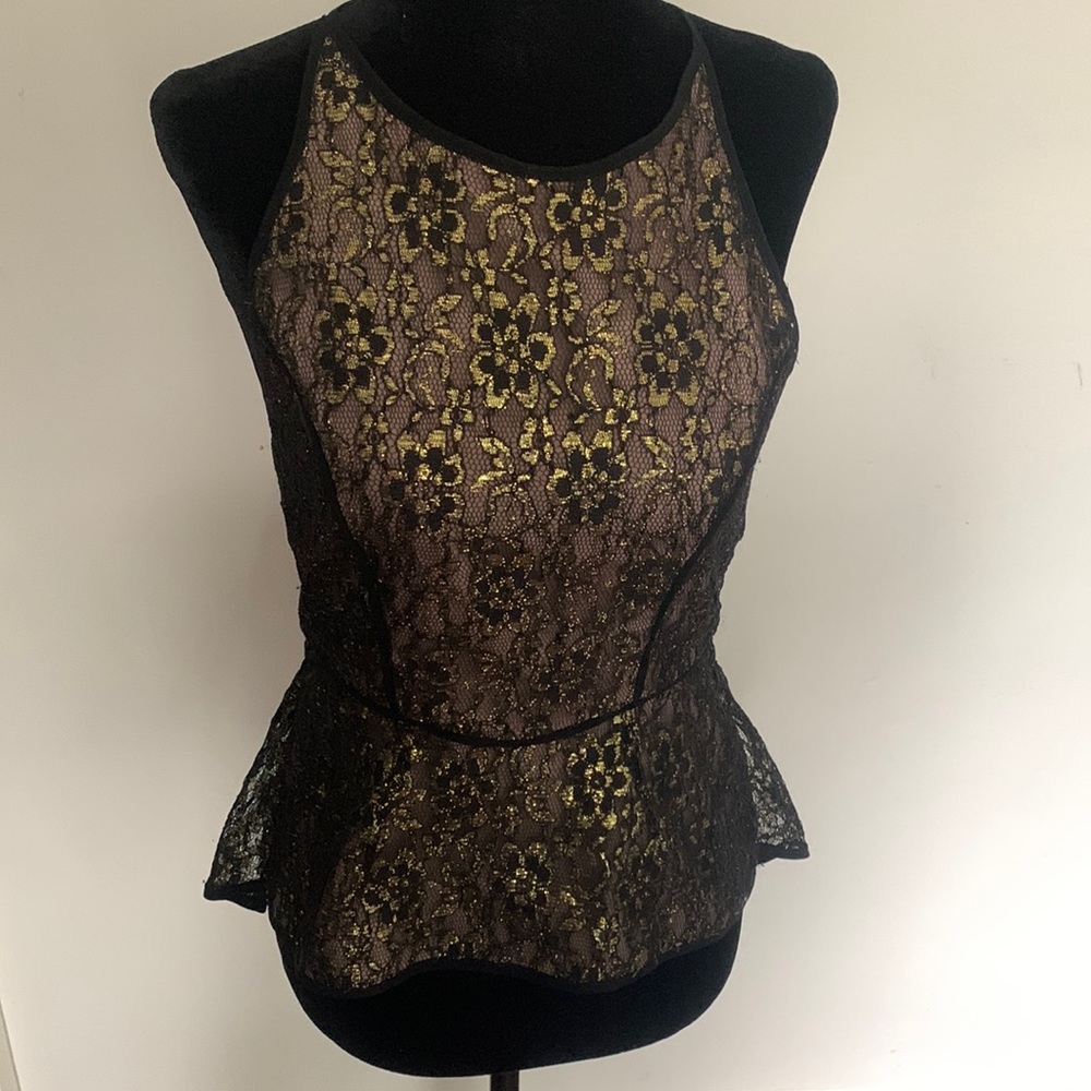 Black and Good Thread High Neck Peplum Top